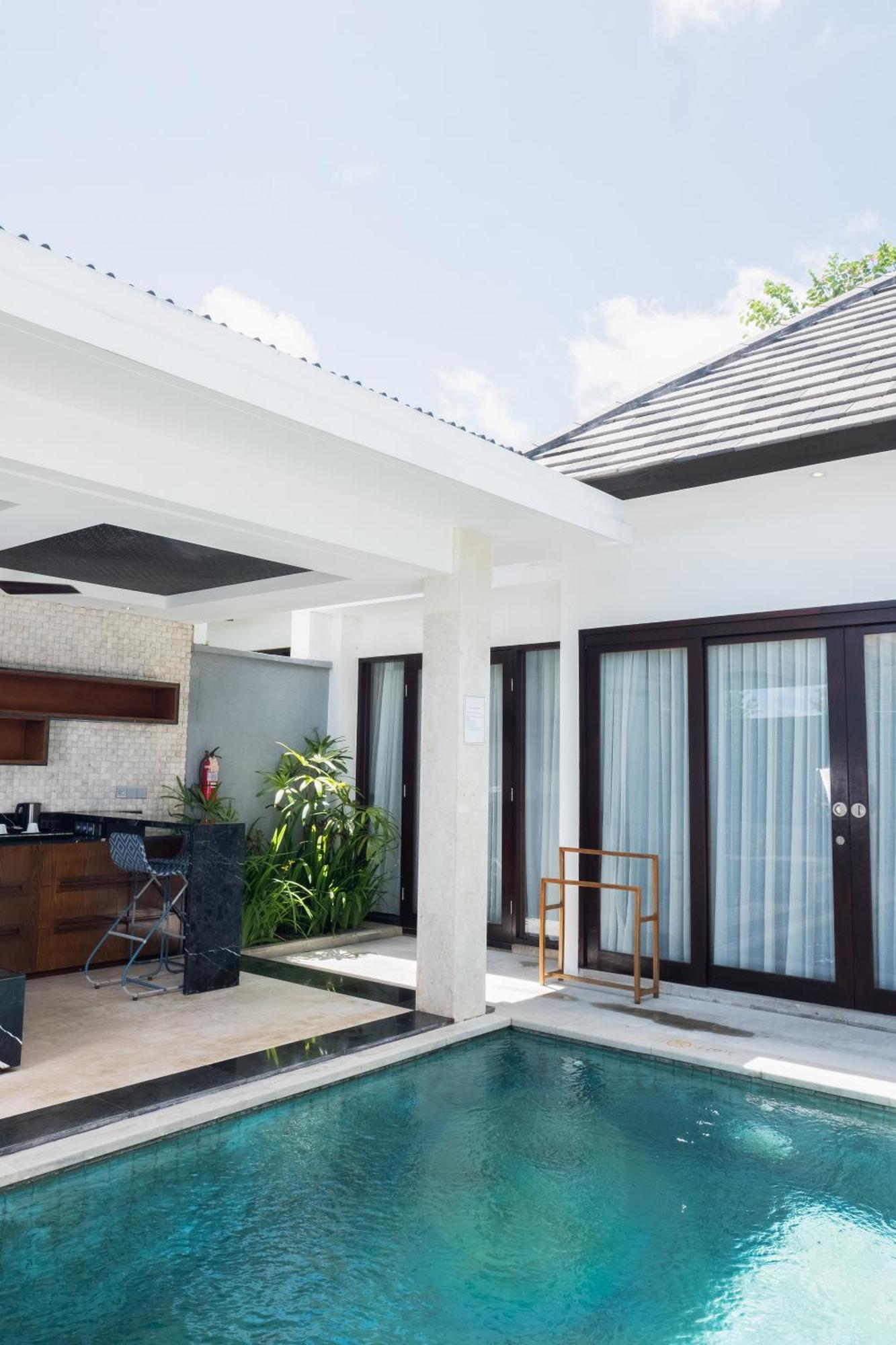Prasana Villas By Arjani Resorts Uluwatu Екстериор снимка